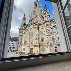 Gemuetliches Mit Blick Zur Frauenkirche Apartment Dresden